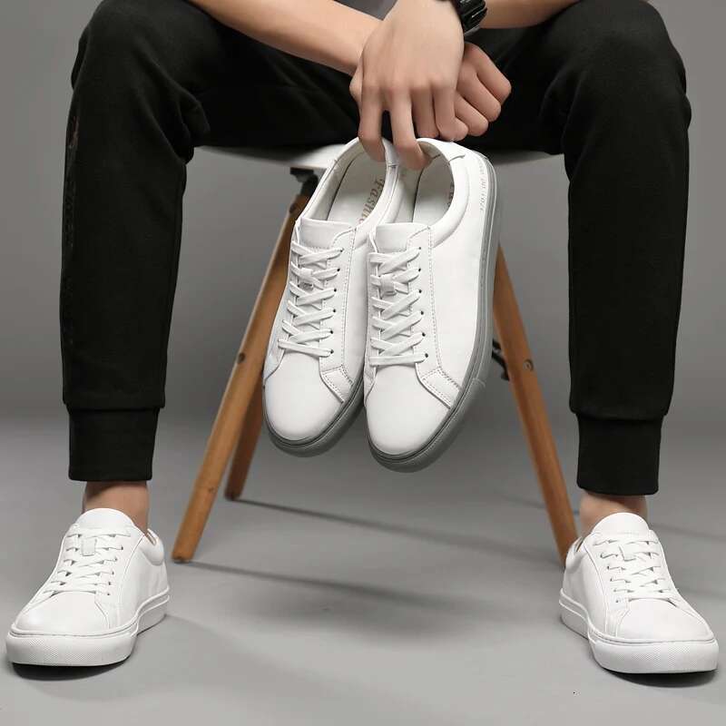 Italian Genuine Leather Men's 2024 Designer White Comfy Walking Shoes Lace-up Business Outdoor atos Para Hombre