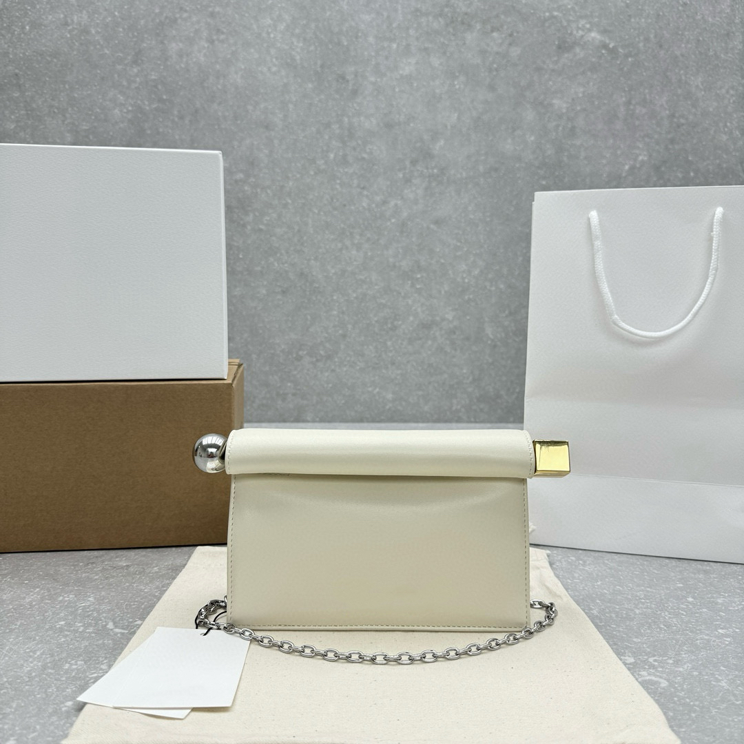 Architecture Evening clutch Lambskin Pochette Rond Sculptural - Party Bag Chic Take-Out Clutch, Detachable Chain, Magnetic Closure designer elegant ge