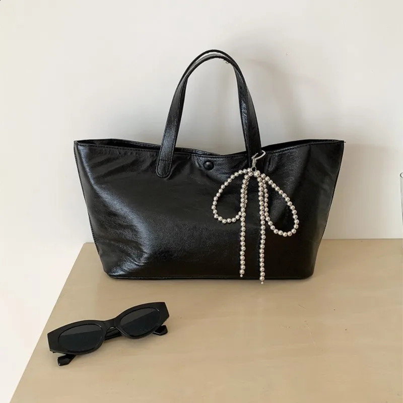 Soft Leather Tote Bag Women Large Capacity Shoulder Bags Fashion Korean Version Big Shopping Commuting Handbags 240924