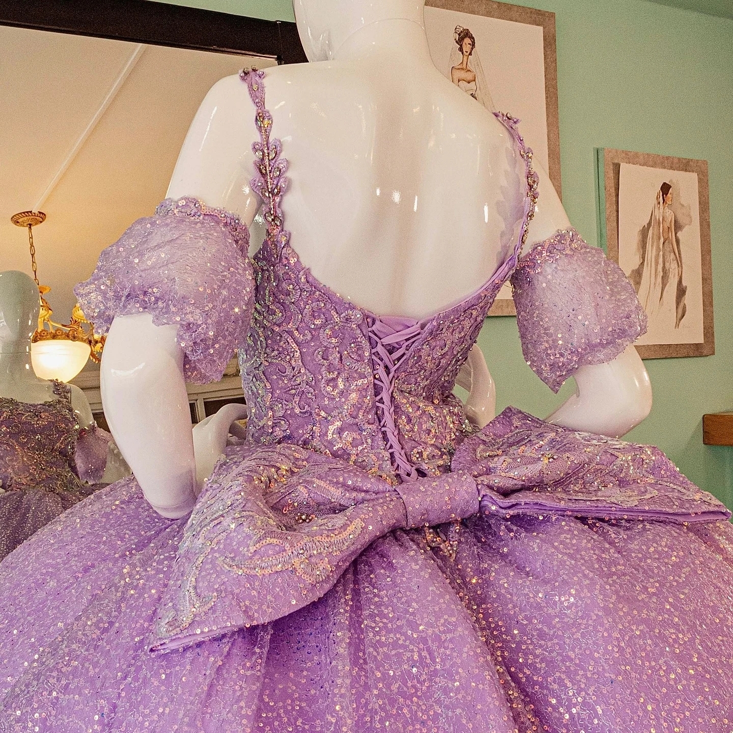 Lavender Shiny Quinceanera Dresses Luxury Applique Lace Beading Bow Ball Gown Princess Prom Party Sweet 16 Vestidos De 15 Anos