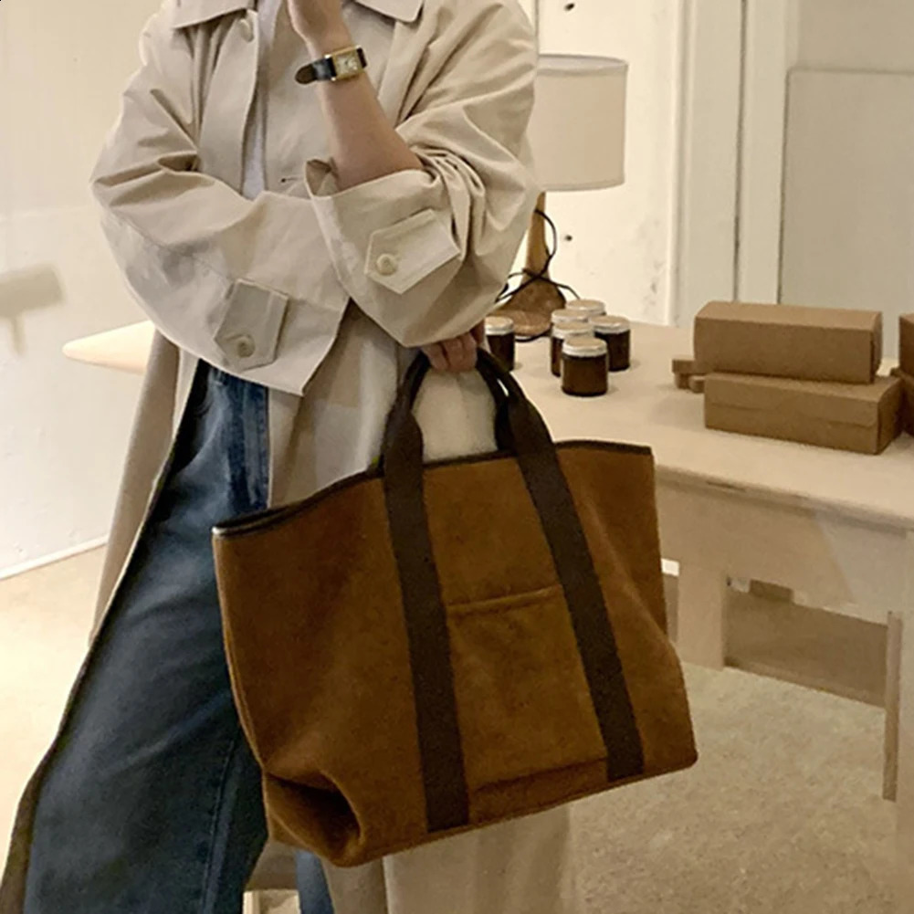 Autumn and Winter Womens Bag Retro Suede Large Capacity Handbag Simple Fashion Wallet y ner 240926