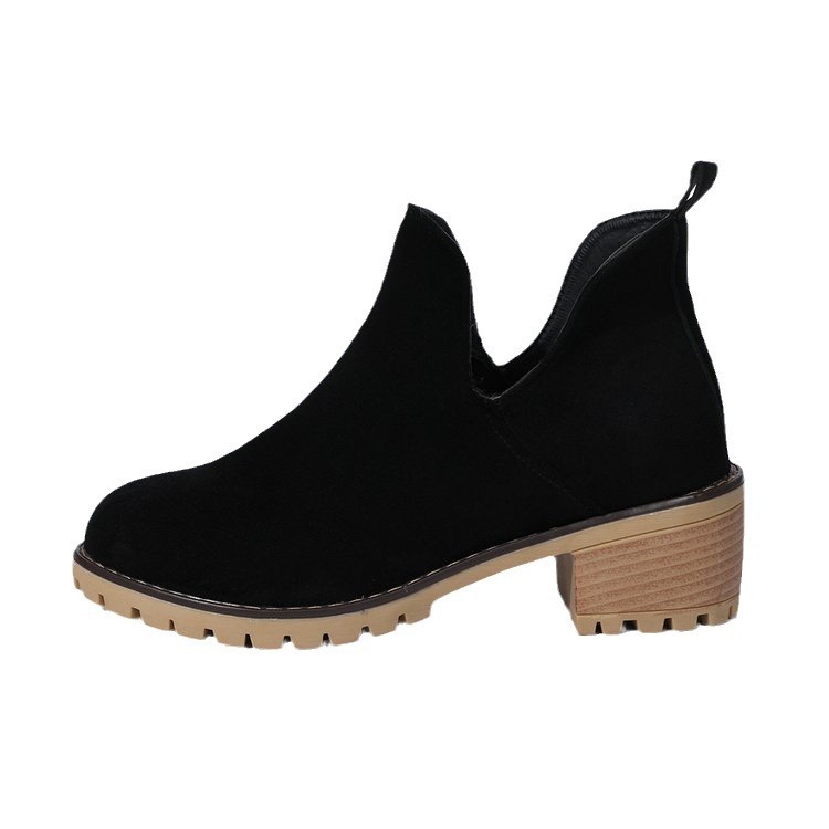 Large size thick heel women, 2024 autumn and winter new item, one foot Martin boots for women