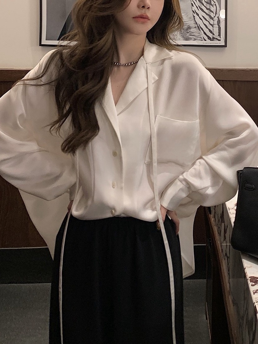 Designer Womens loose Blouses Long Shirts Anagram Silk and satin Classic Summer New paris T-Shirt Casual Long Sleeve Tops Femme Pocket Letter Embroidery