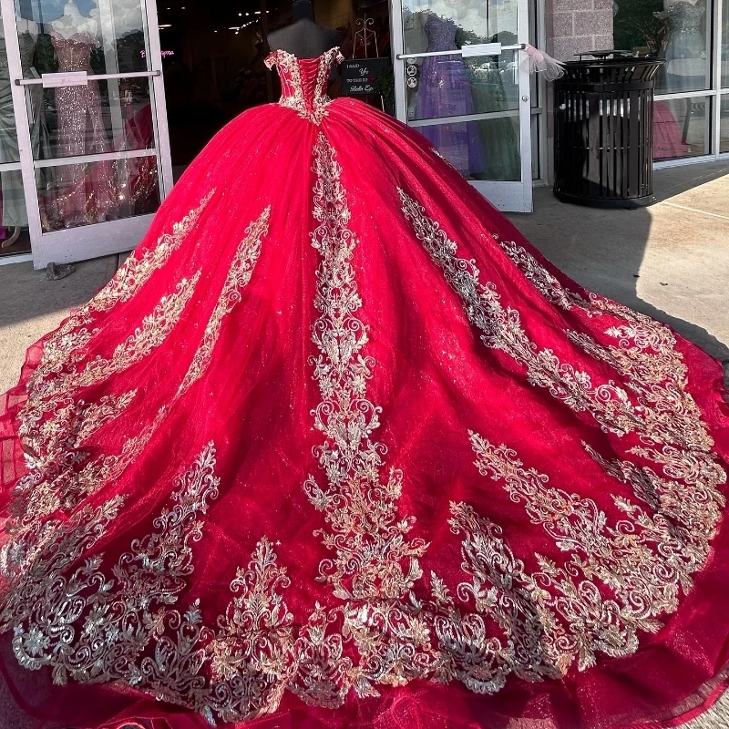 Shiny Red Quinceanera Gold Applique Beads Tull Lace Up Sweet Dress Vestidos De XV Anos Party Birthday Ball Gown D