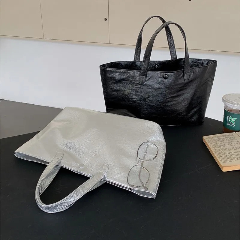 Soft Leather Tote Bag Women Large Capacity Shoulder Bags Fashion Korean Version Big Shopping Commuting Handbags 240924
