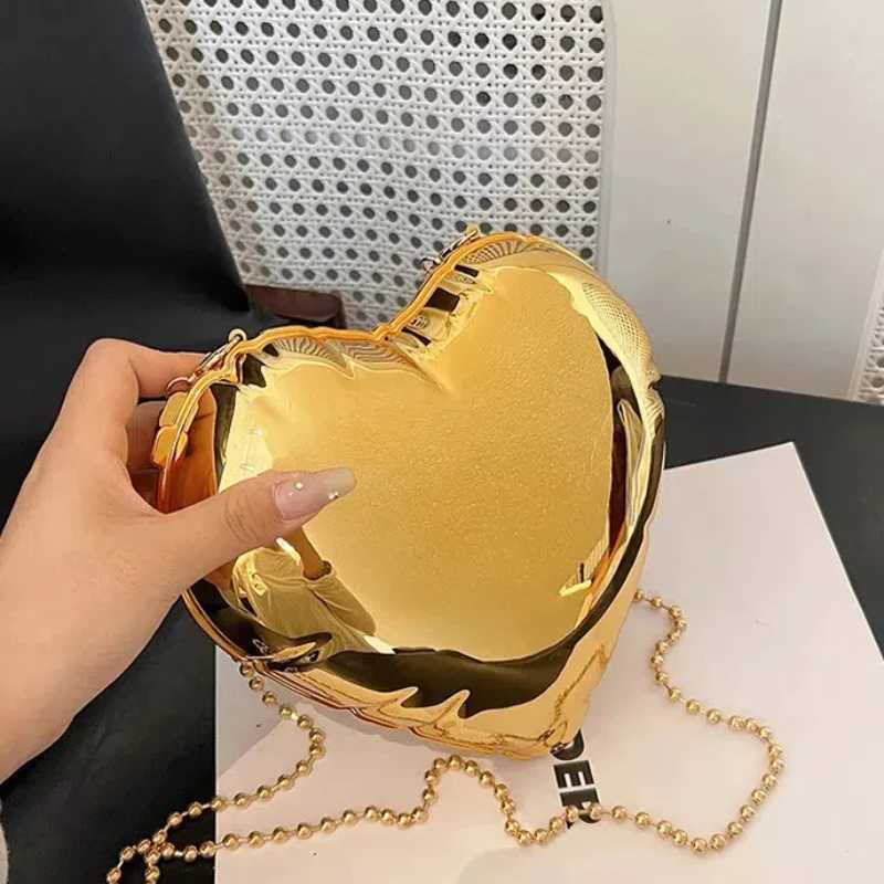 Heart Shaped Ladies s Bag 2024 Trend Fashion Cute Woman Shoulder Luxury High Quality Party Chain Mirror Evening Crossbody 240929