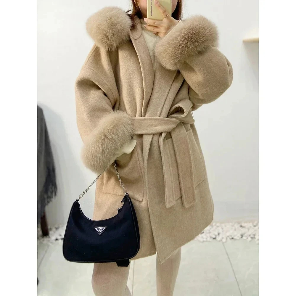 Fashion Faced Wool Ladies 2024 Winter Jacket Hooded Coats Women Urious Real Fox Fur Coat Lose Clothing Cashmere Double