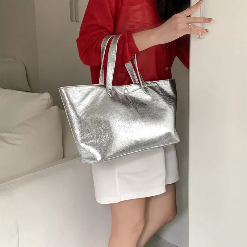 Soft Leather Tote Bag Women Large Capacity Shoulder Bags Fashion Korean Version Big Shopping Commuting Handbags 240924
