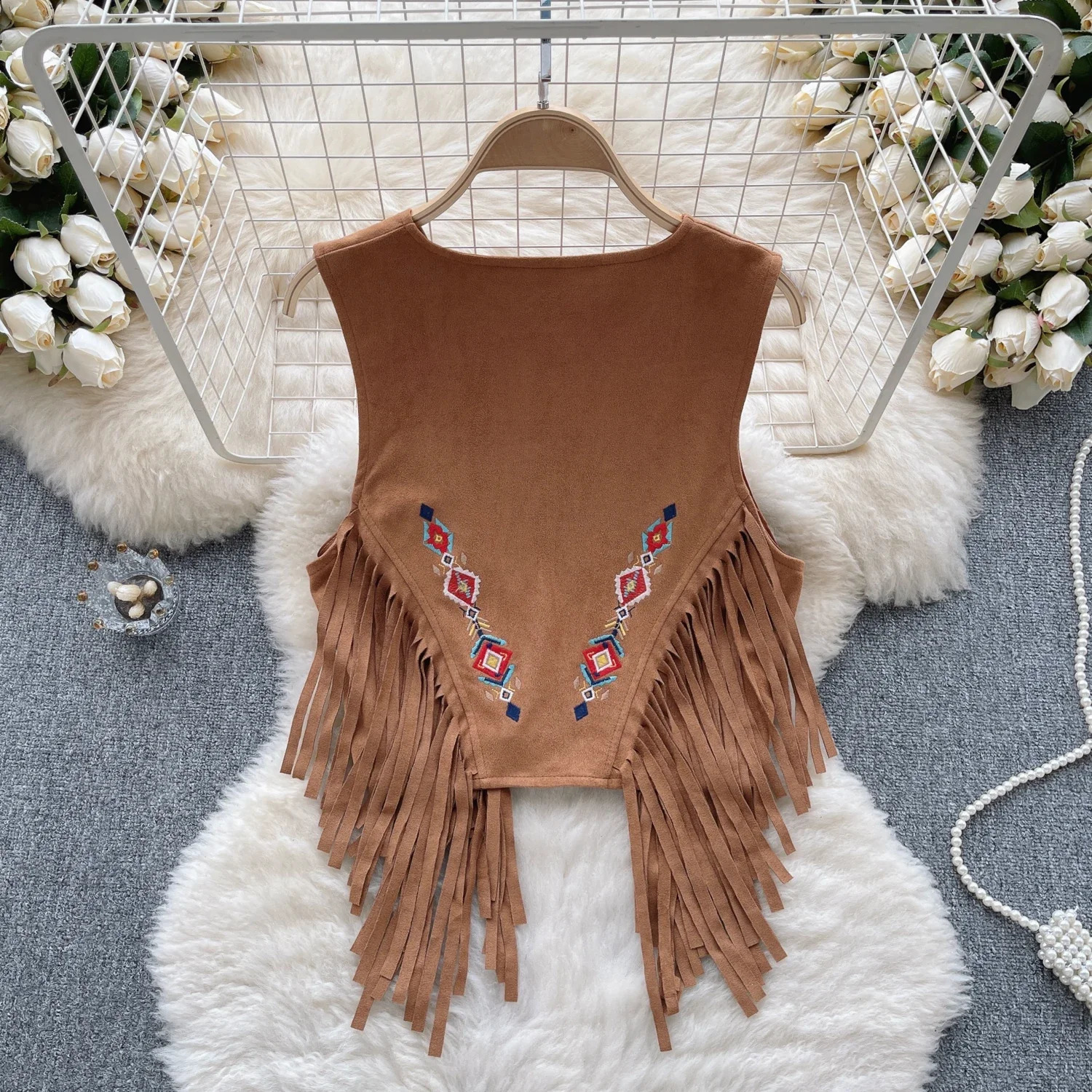 Bohemian vest womens geometric embroidery tassel V-neck sleeveless jacket summer camp 240929