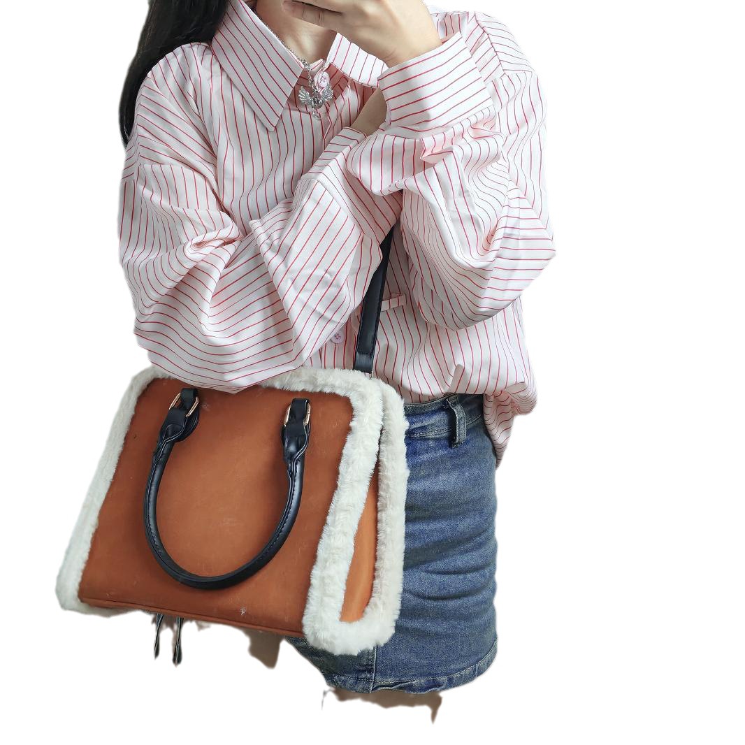Popular new niche ins wind design with fluffy edge brown hand bill of lading shoulder oblique span big bag woman