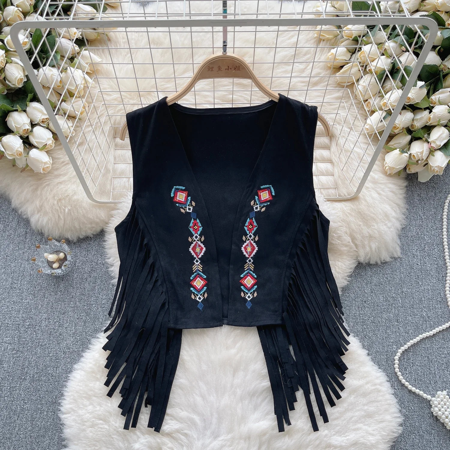 Bohemian vest womens geometric embroidery tassel V-neck sleeveless jacket summer camp 240929