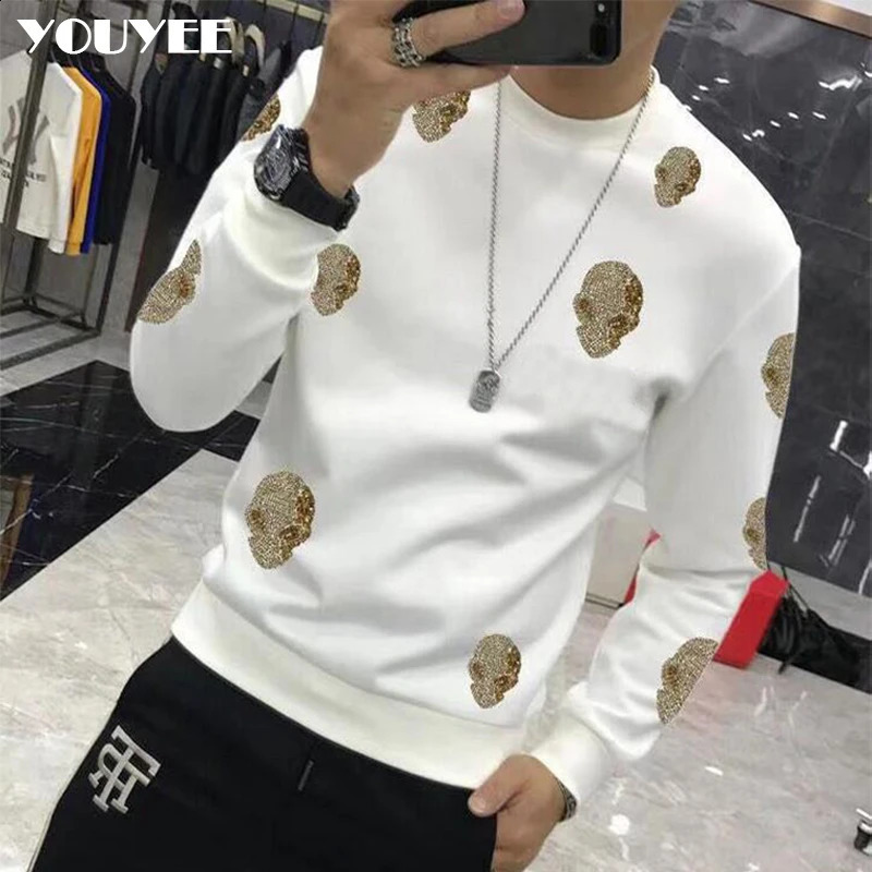 Mens hooded sweatshirt Rhinestone shaped casual sportswear fashion hooded sweatshirt wool warm streetwear high-quality mens clothing winter and autumn