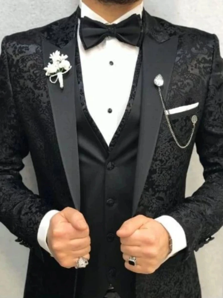 Black Jacquard Men Suits For Wedding 3 Pcs Wedding Tuxedos Peaked Slim Fit Groom Prom Wear Blazer For Male 2024