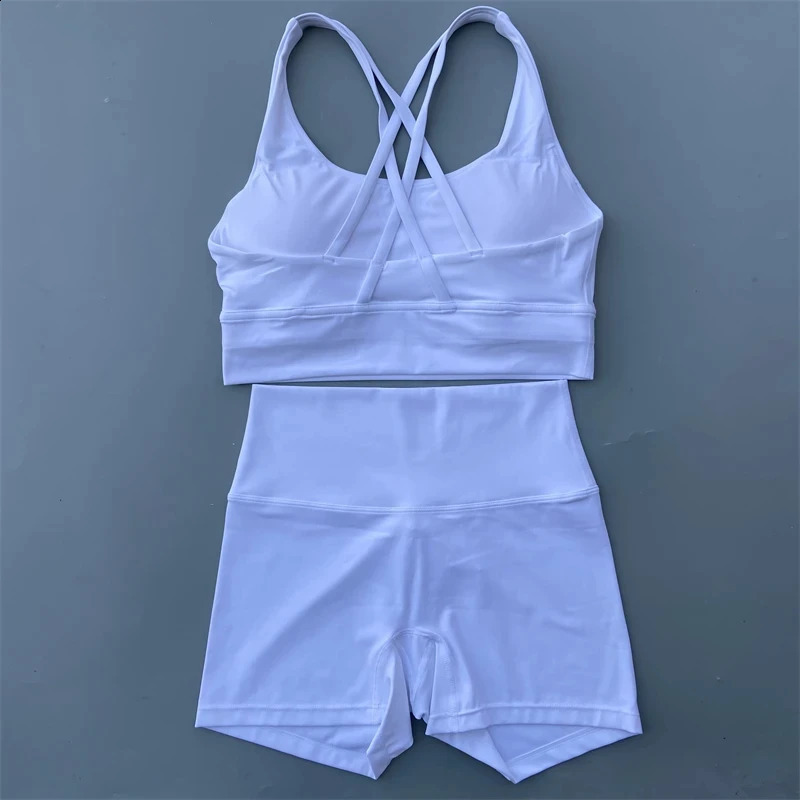 Solid color gym bicycle yoga set short legcross sports bra track and field suit womens comprehensive training jogging 240920