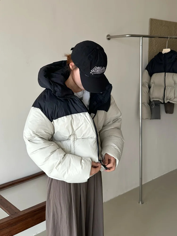 Winter High Waist Bread Down Jacket Thick 90 Duck Down Jacket Womens Down Jacket Fashion Short Parka 240926