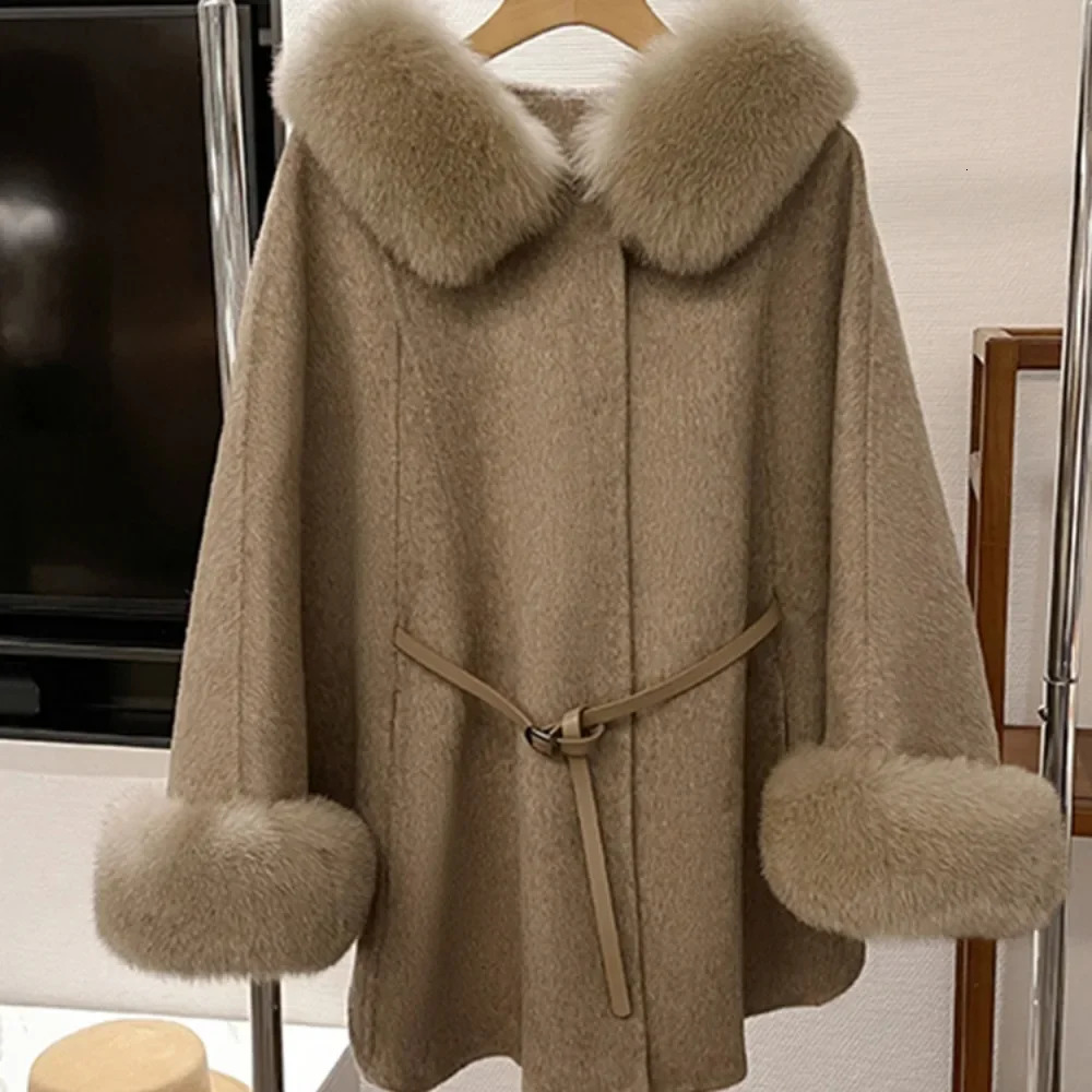 Real Fox Fur Wool Jacket Winter Womens Hoodie with Warm y Thick Coat Type Batwing Sleeves 240929