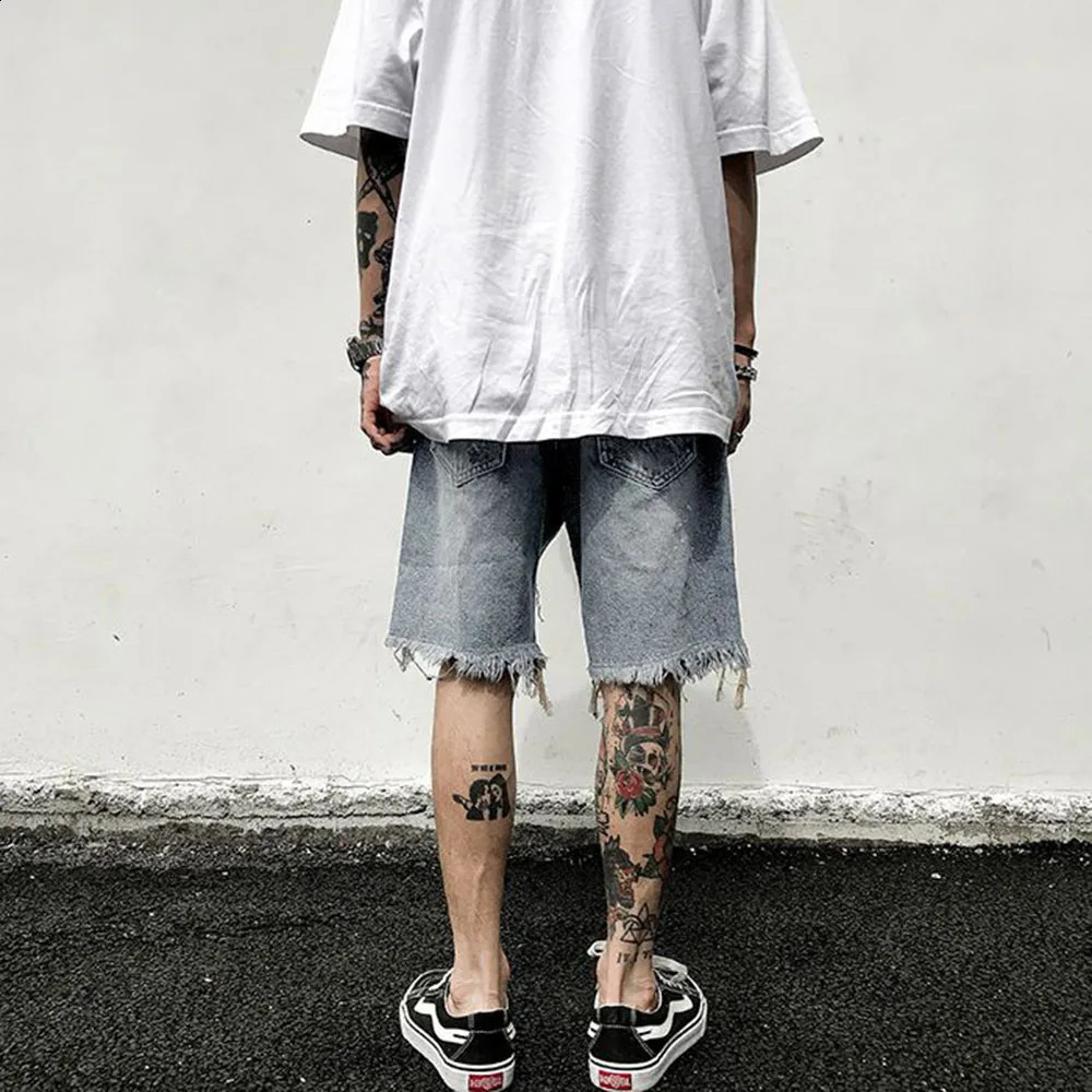 Mens Y2k unique shorts summer fashion trend torn jeans loose oversized shorts high-quality retro casual shorts 240929