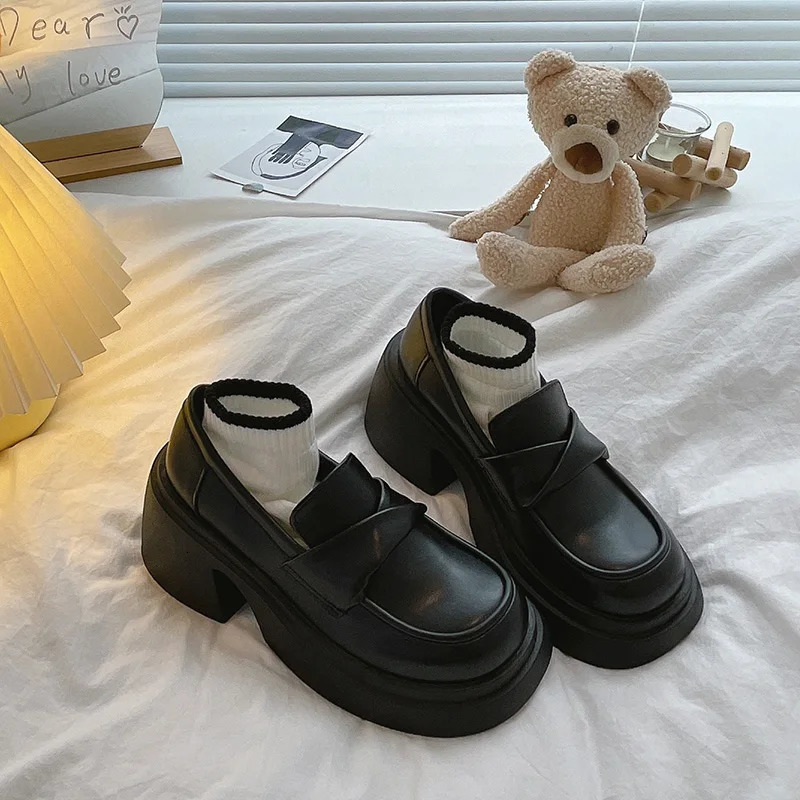 Womens Shoes Platform Female Footwear Oxfords Round Toe Black Flats Casual Sneaker New All-Match Loafers With Fur British Style Sha 240924