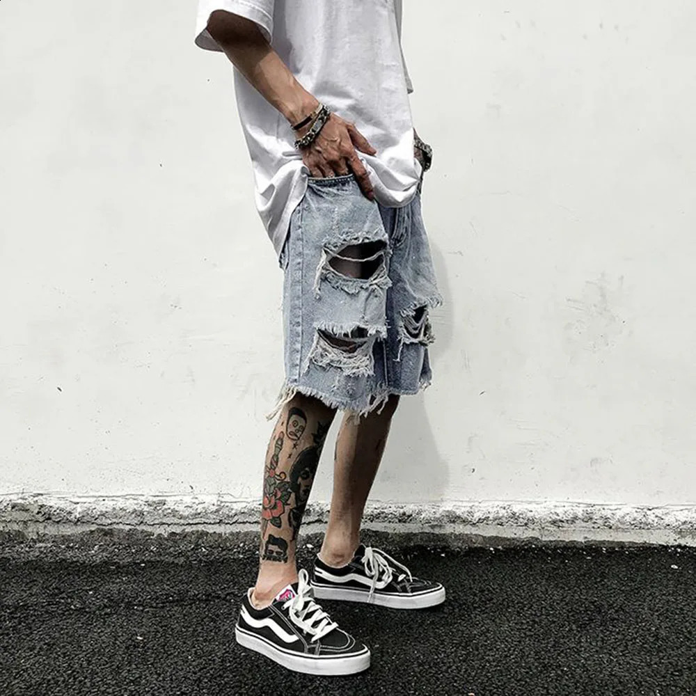 Mens Y2k unique shorts summer fashion trend torn jeans loose oversized shorts high-quality retro casual shorts 240929