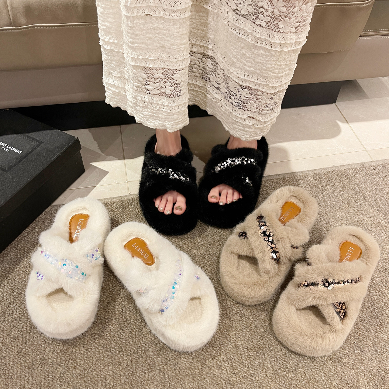 Plush warm womens slider luxury blend shiny sequin fluffy slider cross with thick bottom fur casual womens slider slipper