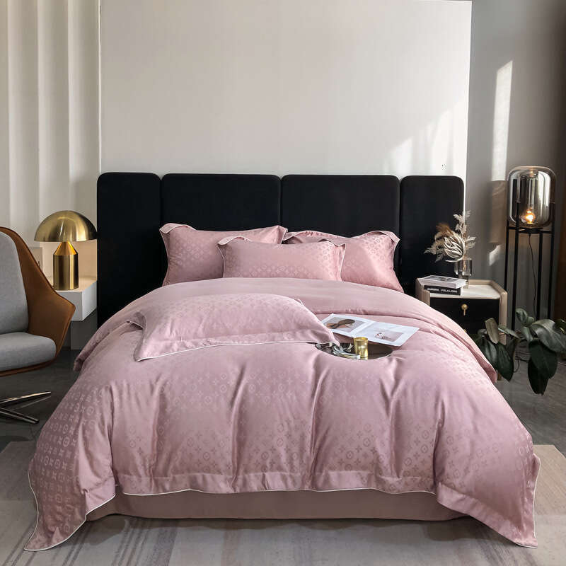 Light Luxury Wind Bedding Four Washed Duvet Cover, Bed And Fitted Sheet Set Of Three Pieces, Heavenly Silk Naked Sleeping Style