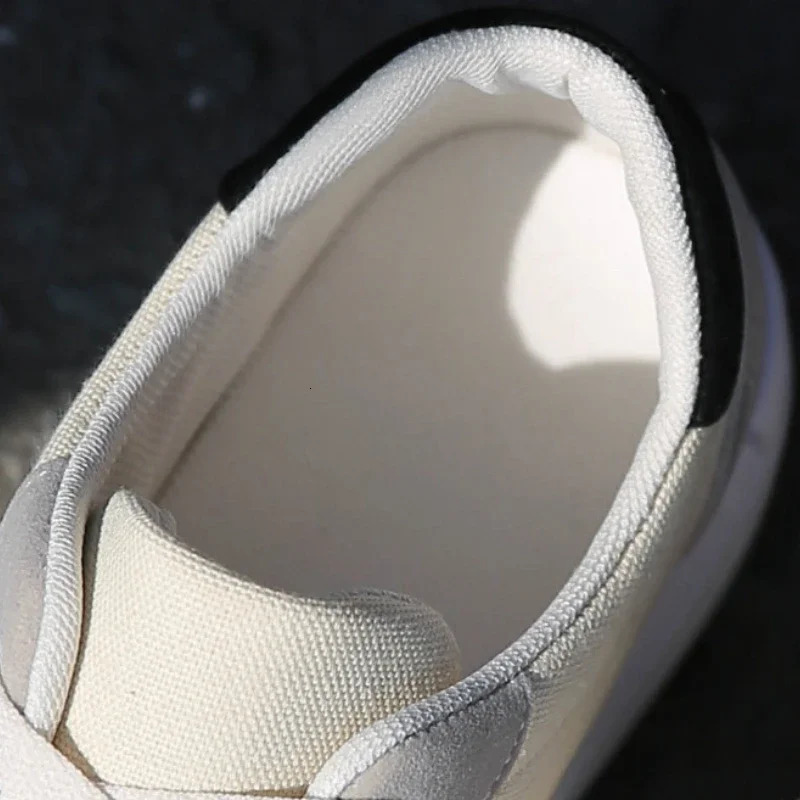 Mens Shoes Fashionable Breathable Flat Shoes Mens Outdoor Sports Shoes Korean Edition Trend Board Shoes Lace Mens Tenis Shoes 240930