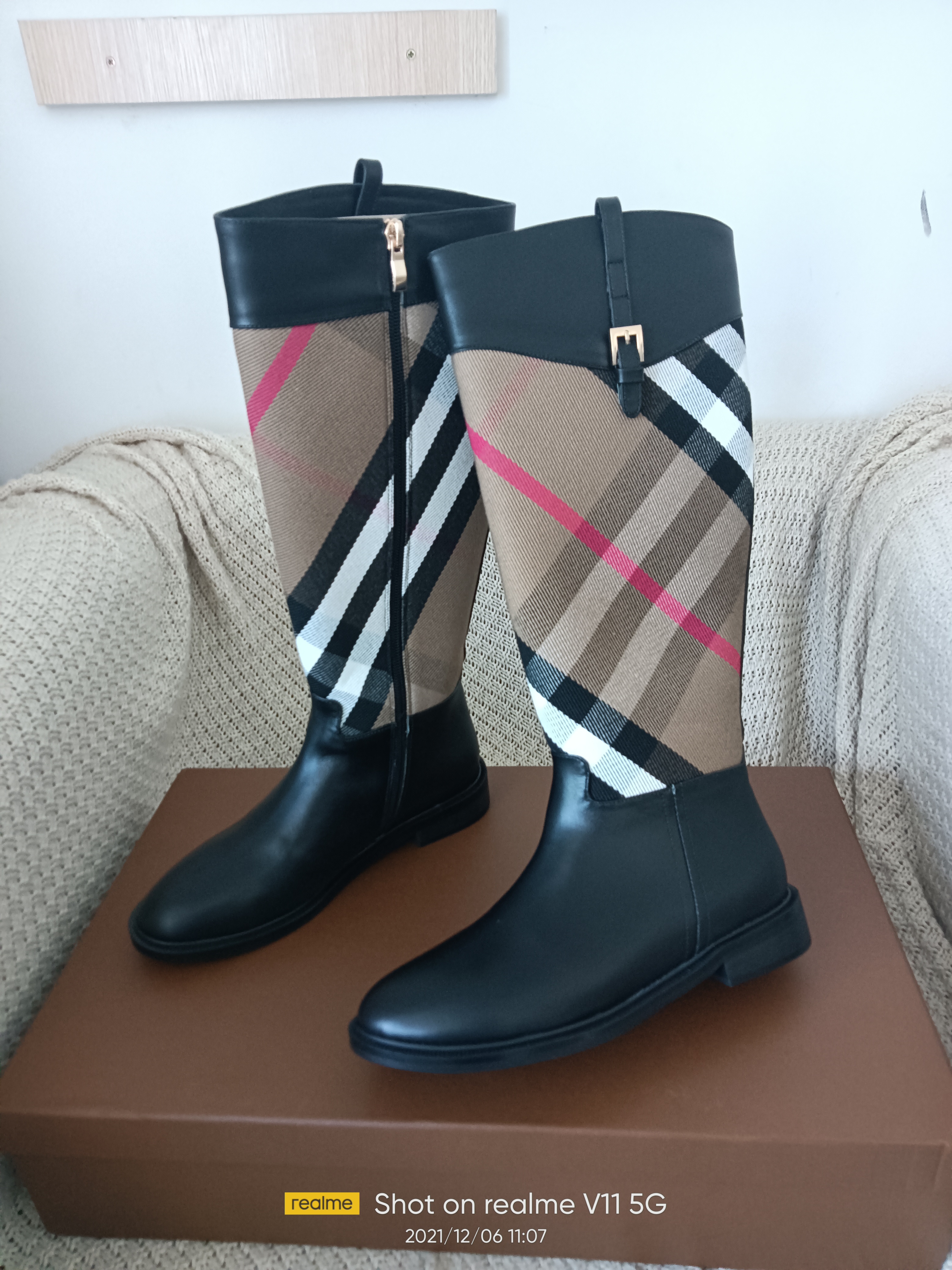 Designer boots winter casual sports shoes Martin boots war horse plaid women's tailor outdoor long simple knight boots aaaa+++++burserys burserys2 K65S