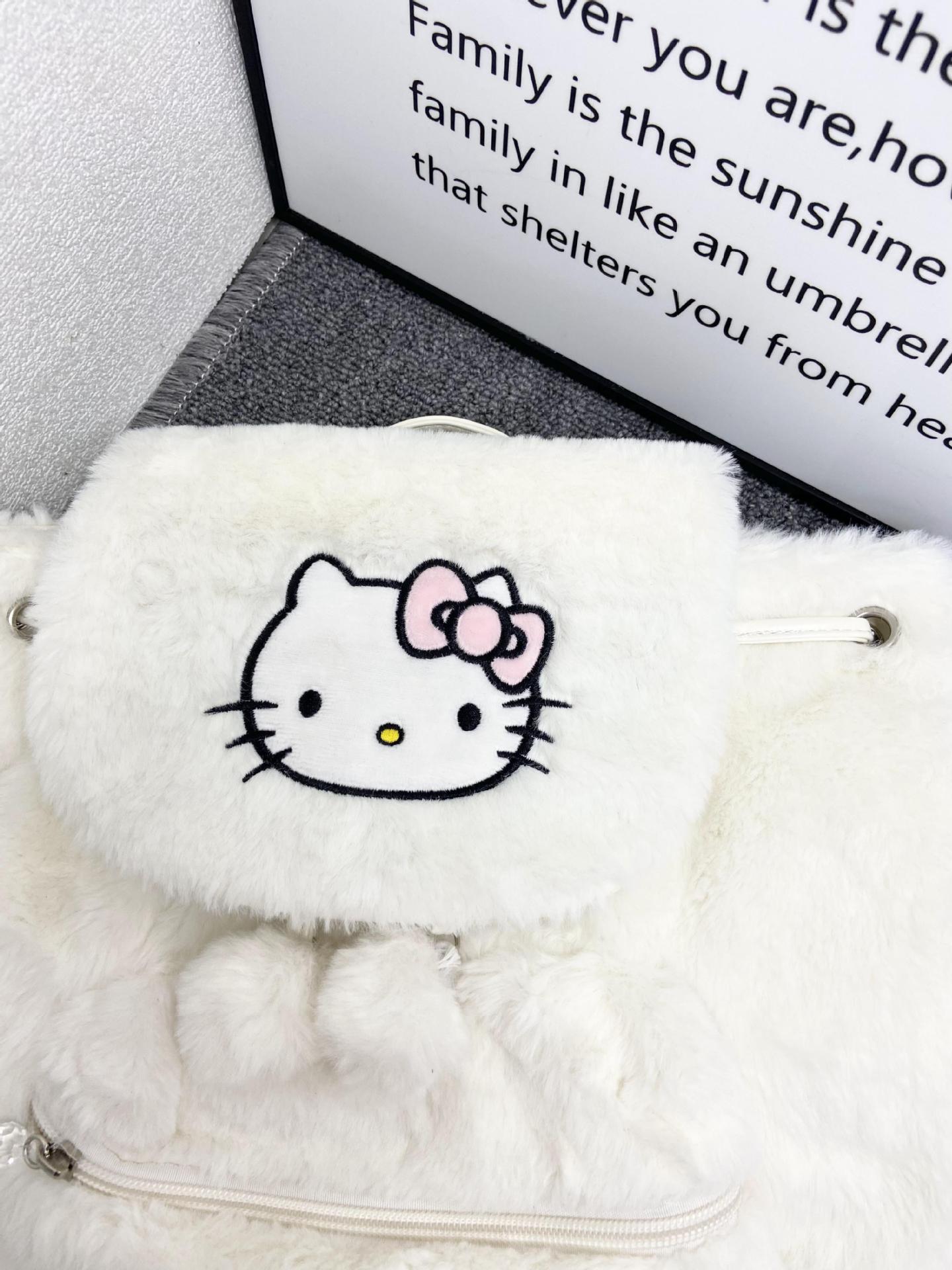 Autumn and winter fluffy clamshell backpack women new leisure large capacity cute cartoon school bag commuting backpack