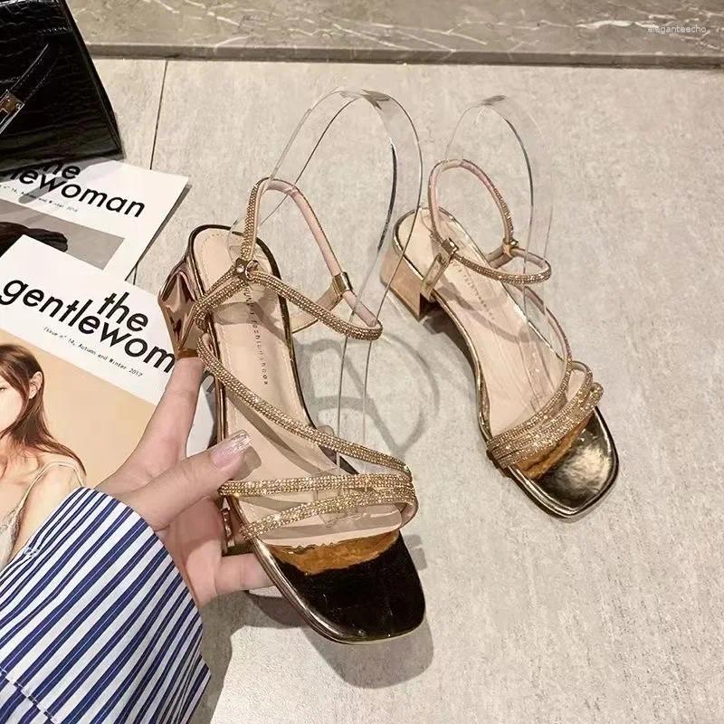 2025 S Fashion Designer Sandals Elegant Female Shoes Womens Rhie Mid Heels High Open Toe Roman Braided Heel Outer Wear