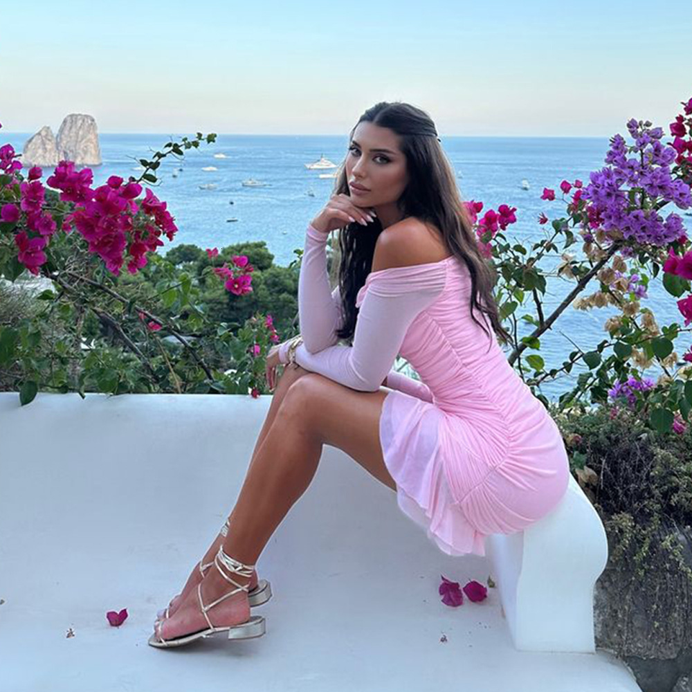 European and American style cross-border 2024 autumn fashion sexy pleated strapless dress new long sleeved spicy girl slim fit short skirt