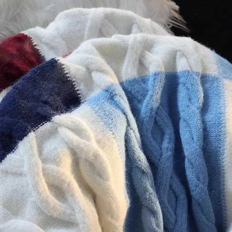 American retro polo neck style sweater suitable for casual autumn and winter design for men and women simple Japanese couple twist sweater W240928