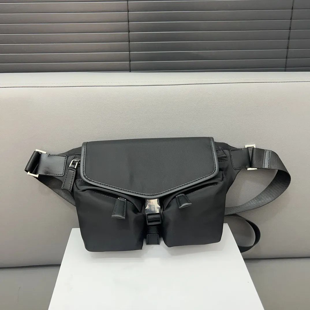 Designer shoulder bag Luxury canvas cross Body camera bag men messenger bag Fashion classic cross body for women satchel waterproof parachute fabric men purse