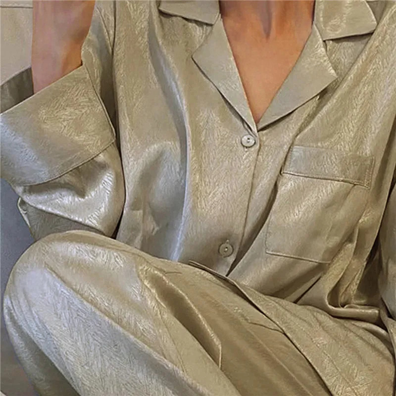 Women Satin Pyjamas Set French Solid Color Silk Sleepwear Pajamas summer Two Piece Set Home Wear Nightwear Comfortable Pyjamas 240930