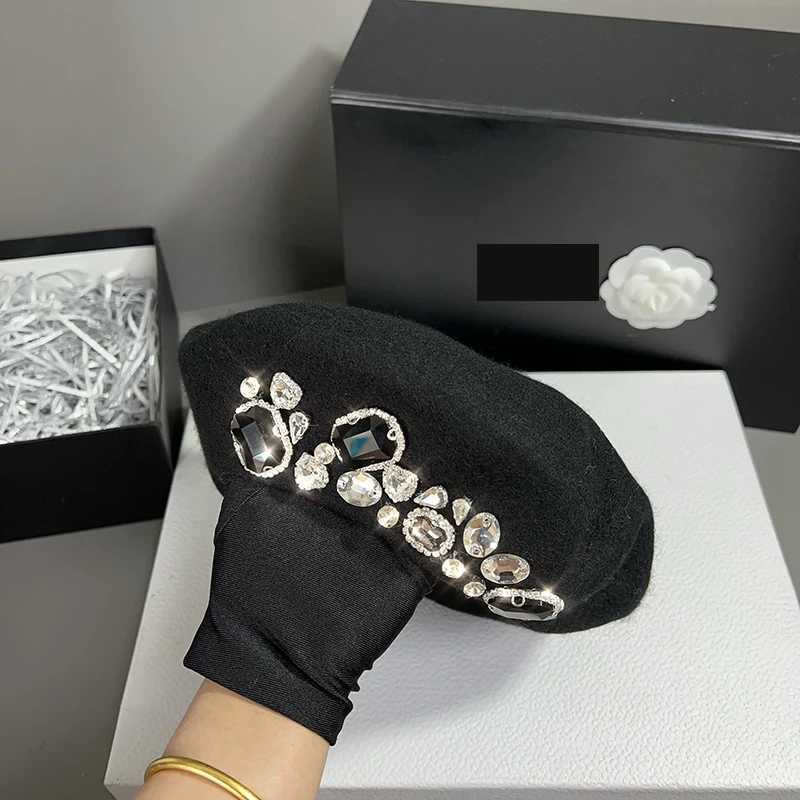 Womens winter beret made of soft wool and decorated with luxurious rhinestones fashionable and reserved as a warm hat for Chapeau women W240928