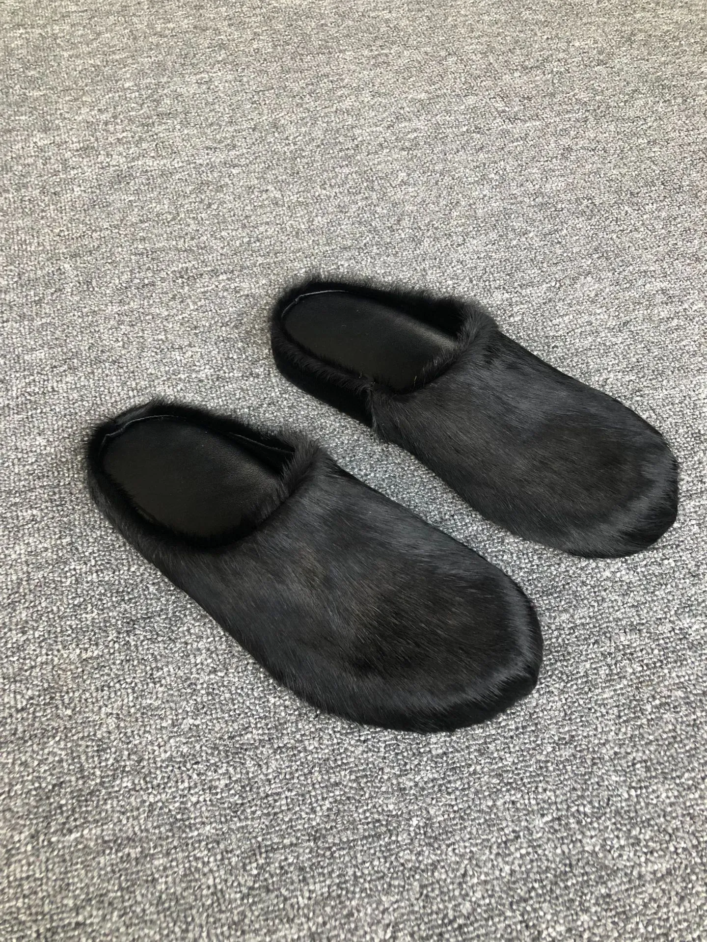 2025 NEWS P Designer Winter Fluffy Furry Warm Slipper Fashion Men Women Slippers Fur Slides 35-45