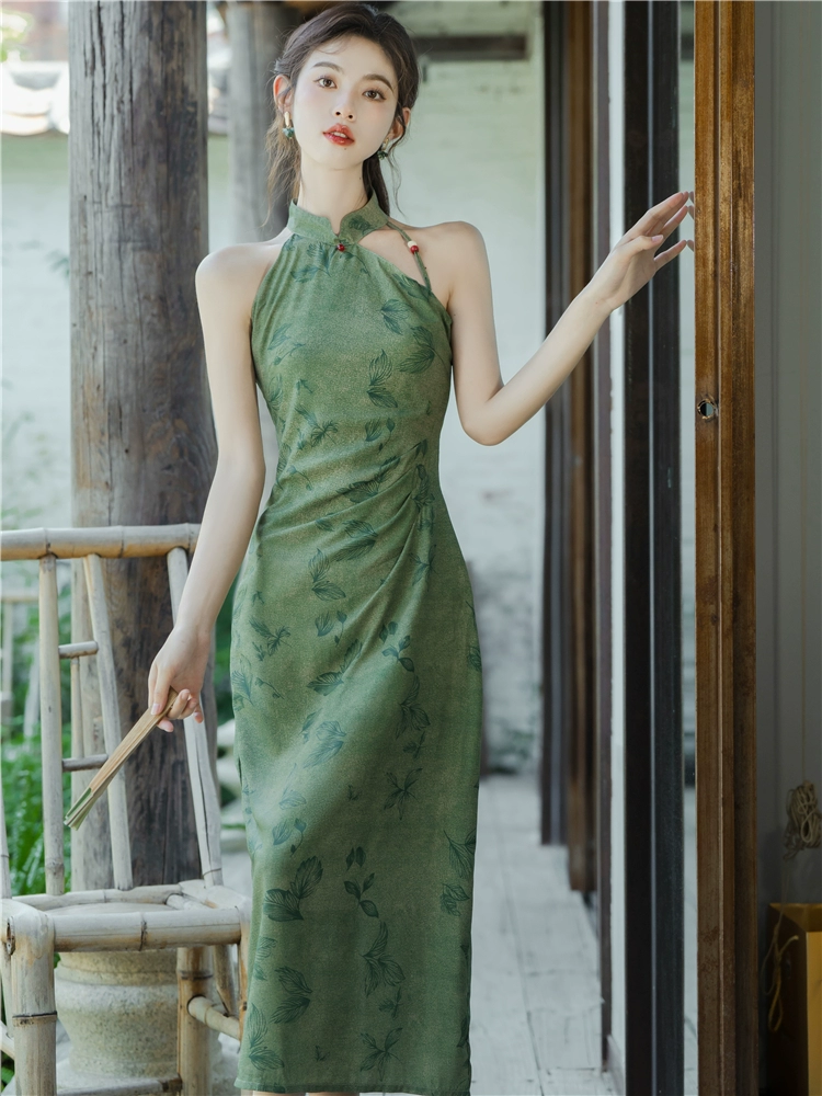 Summer Green Floral Hanfu-Inspired Sleeveless Cheongsam Dress for Women - New Chic Modern Chinese Style