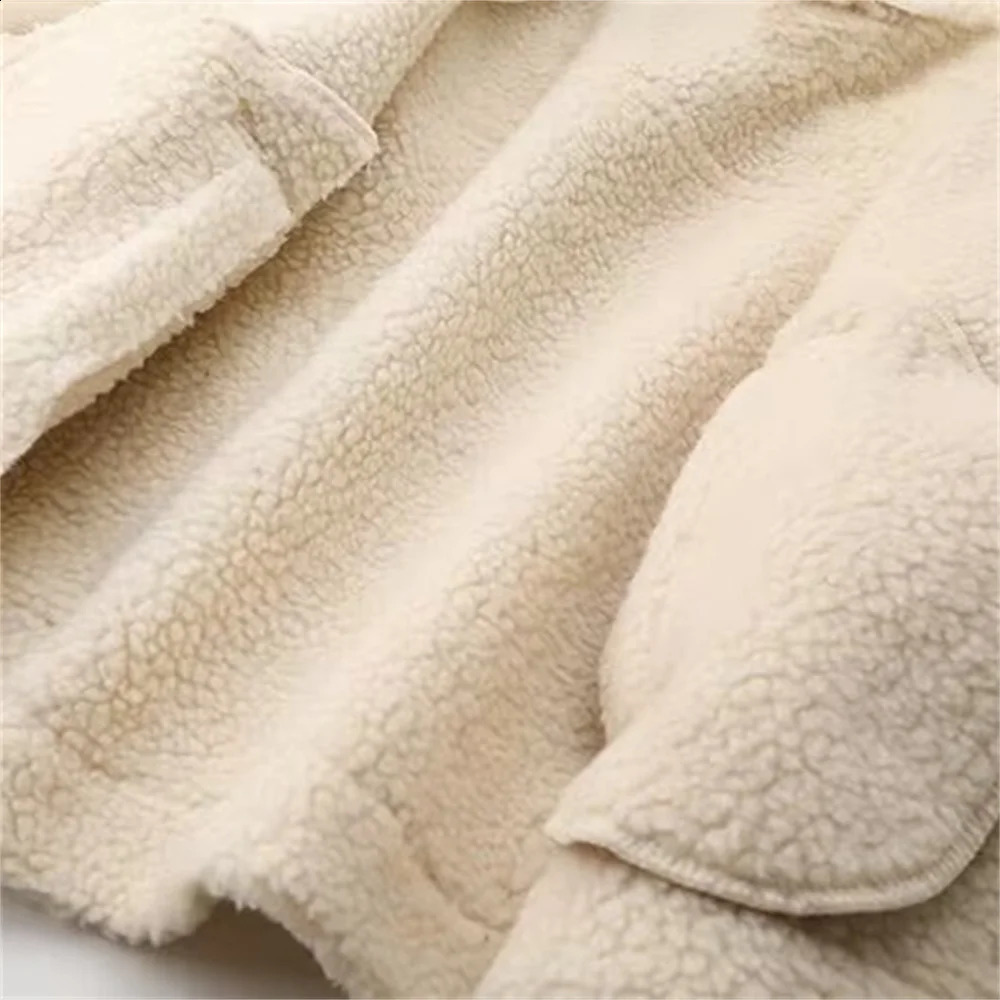 Winter Womens European and American Style Fur Integrated Doublesided Short Jacket