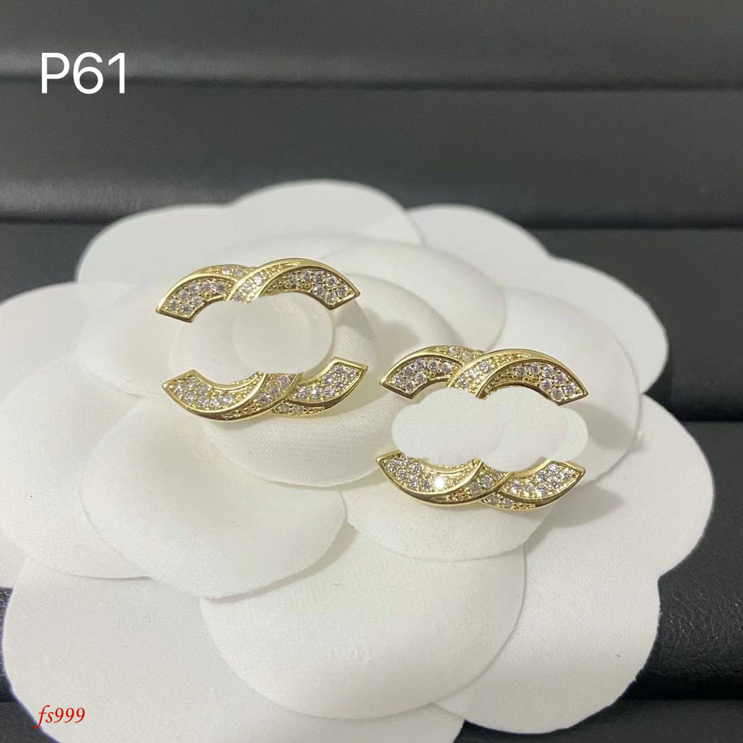 High Quality Women's Fashion Gold Designer for Women Mini Simple Alphabet Accessories Studs Jewelry Earrings Gift with Box