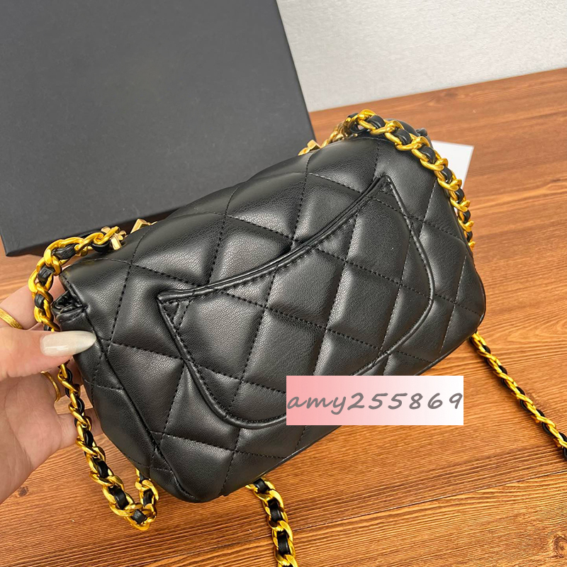 20X6.5X13CM Classic fashion storage bags colorful diamond chain makeup bag with soft chain handle gift box packing