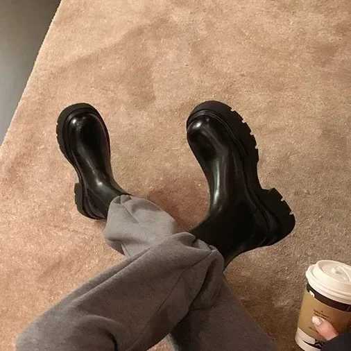 Boots chimney womens 2024 winter new item daily versatile mid length open school season Korean version boots Q240928 1846
