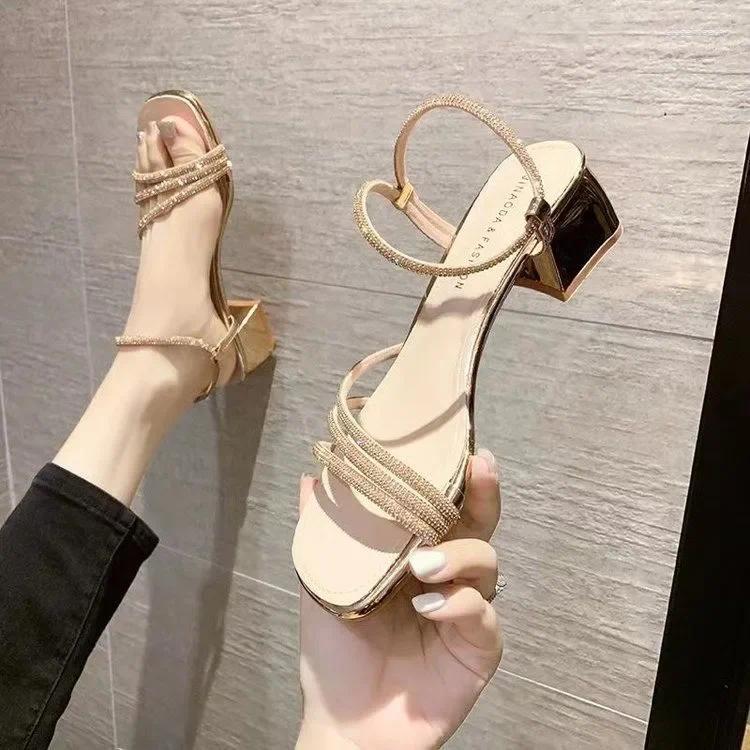 2025 S Fashion Designer Sandals Elegant Female Shoes Womens Rhie Mid Heels High Open Toe Roman Braided Heel Outer Wear