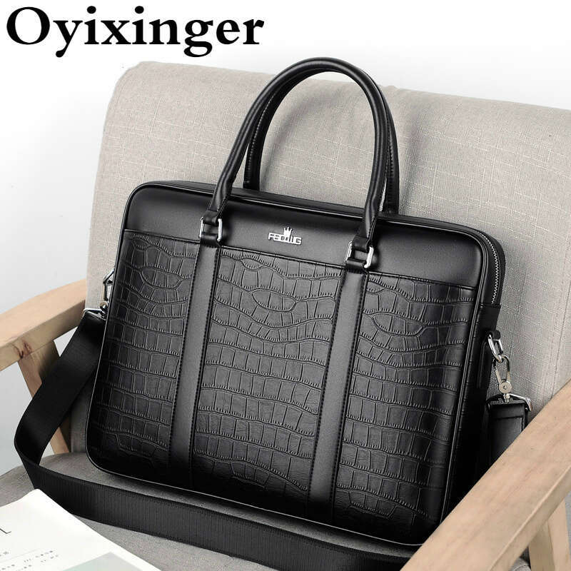 Oyier Men's Bag Fashion Business Briefcase Men Crocodile Pattern Leather Handbag For 14Inch Laptop Casual Shoulder Bags