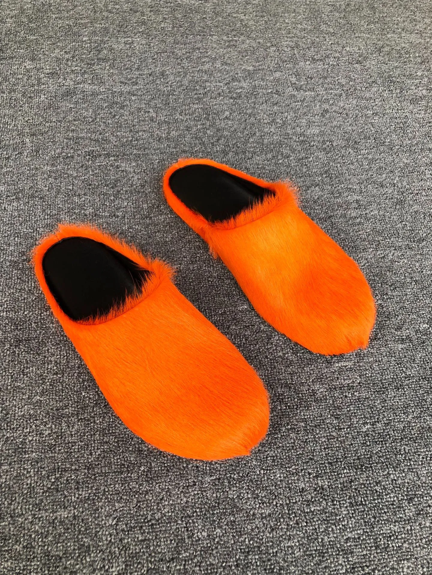 2025 NEWS P Designer Winter Fluffy Furry Warm Slipper Fashion Men Women Slippers Fur Slides 35-45