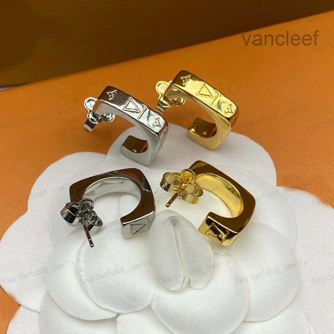Designer Stylish earhook earrings classic Roman alphabet earrings gold/silver 2 colors high quality brass material with 925 silver needle gift
