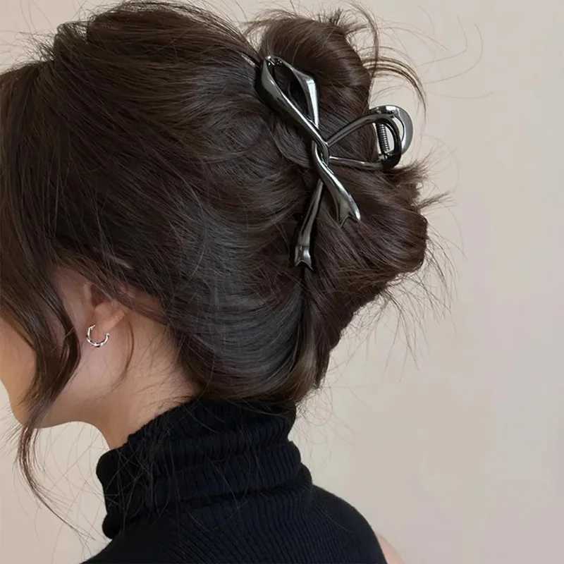 Korean geometric metal gold silver black gain bow knot hair clip womens thick and thin head accessories bead crab clip W240928