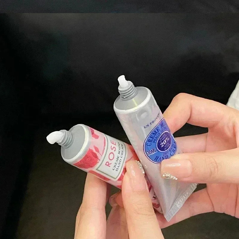 Moisturizing Hand Cream Gift Box Hand Care Essence Cream Prevent Chapping Fragrance Girl Gift 8 Sticks 240930