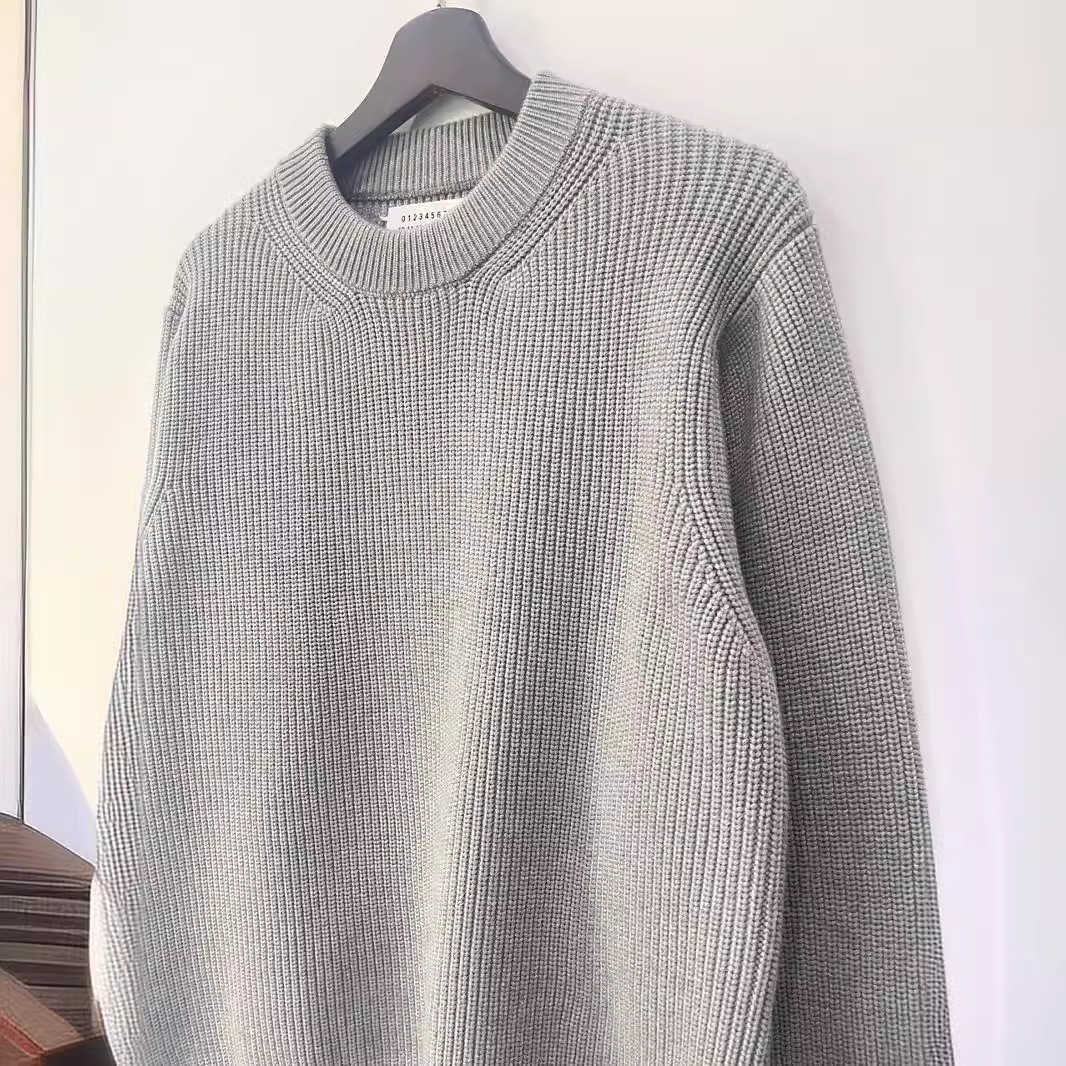 Four corner stitching style 27YL solid color four corner logo round neck knitted sweater mens pullover sweater mens and womens stylesXJ240930