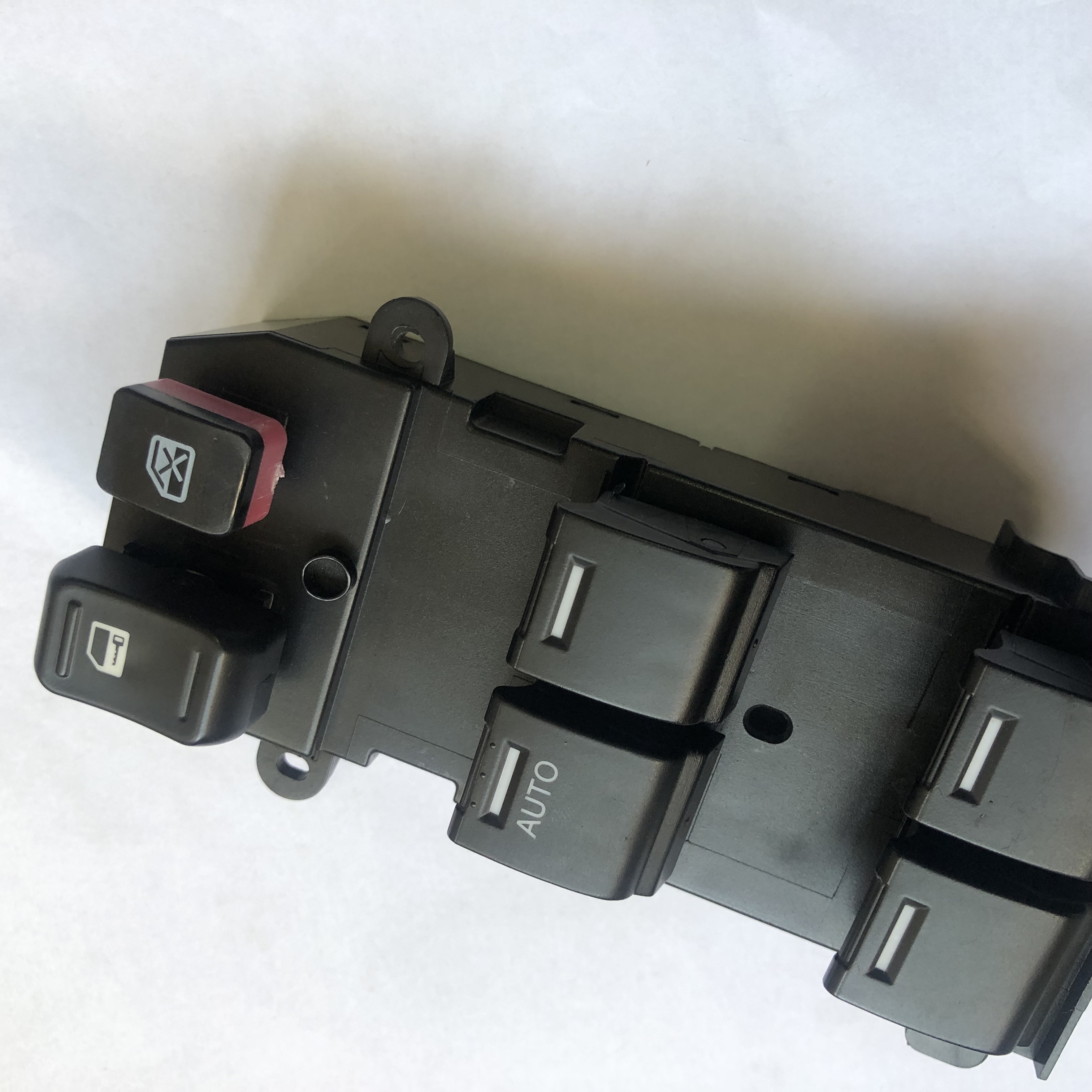 Honda car lift switch is easy to operate and durable