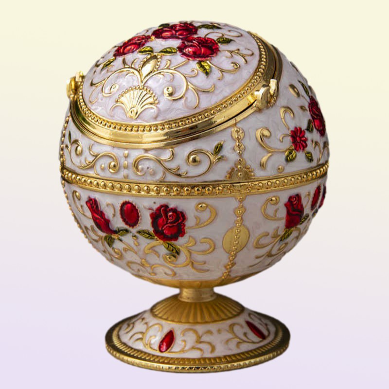 Scandinavian light luxury creative antiflying ash windproof ashtray personalized spherical with lid el home ashtray whole 4374262