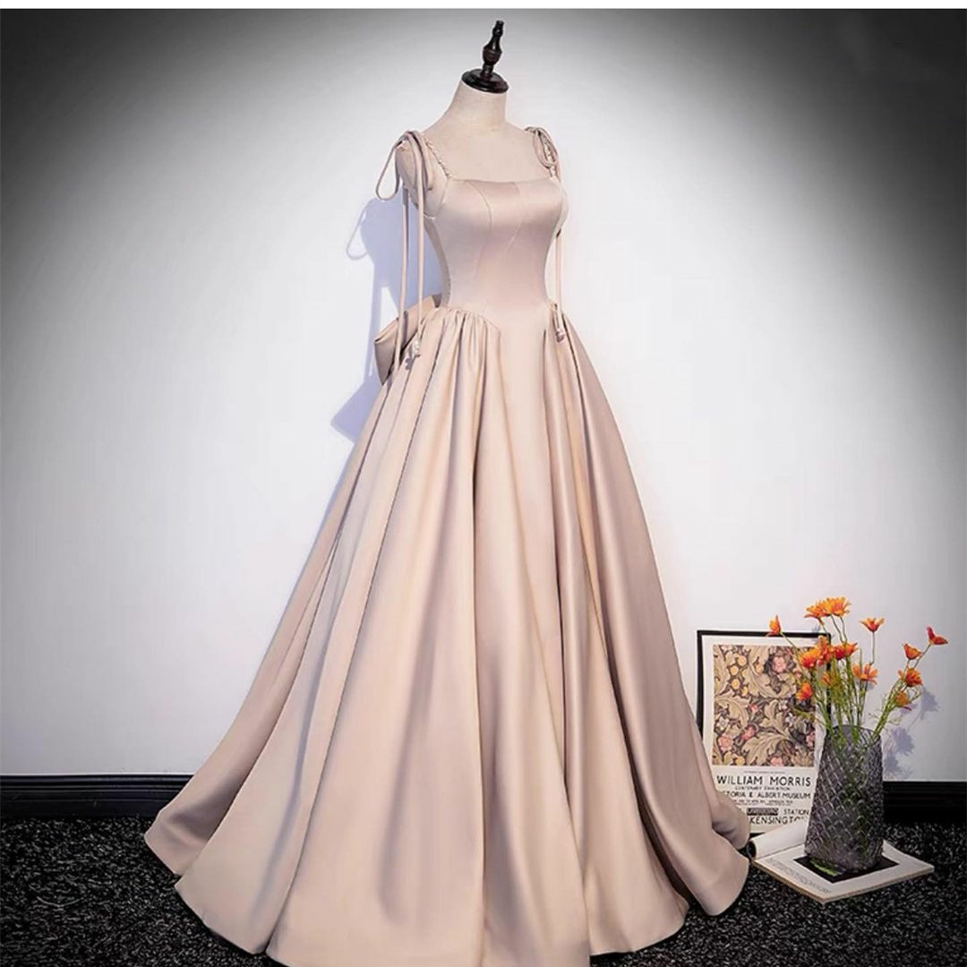Vintage Long Pink Satin Prom Dresses With Pockets/Pearls A-Line Regular Straps Pleated Watteau Train Party Dress Maxi Formal Evening Dresses for Women